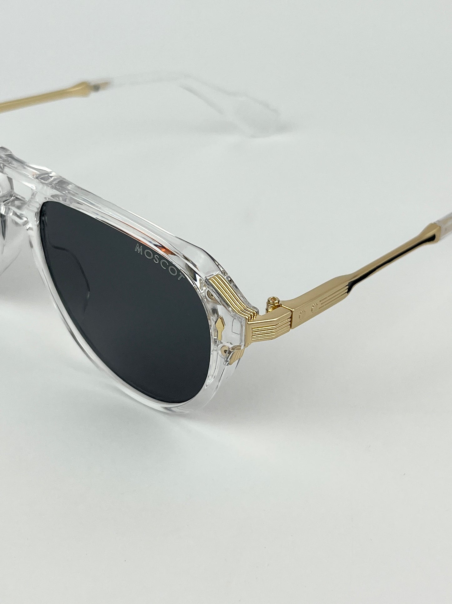 MOSCOT