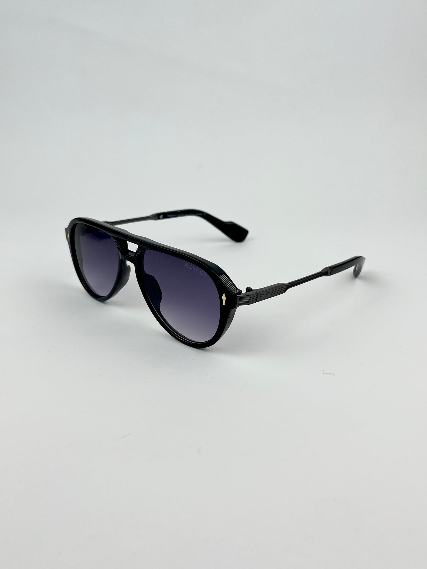 MOSCOT